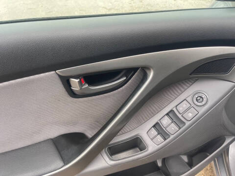 2012 Hyundai Elantra GLS