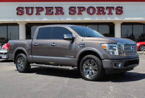 2017 Nissan Titan SV