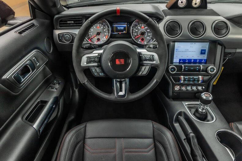 2022 Ford Mustang