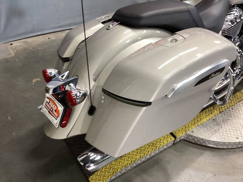 2022 Indian Chieftain Limited Silver