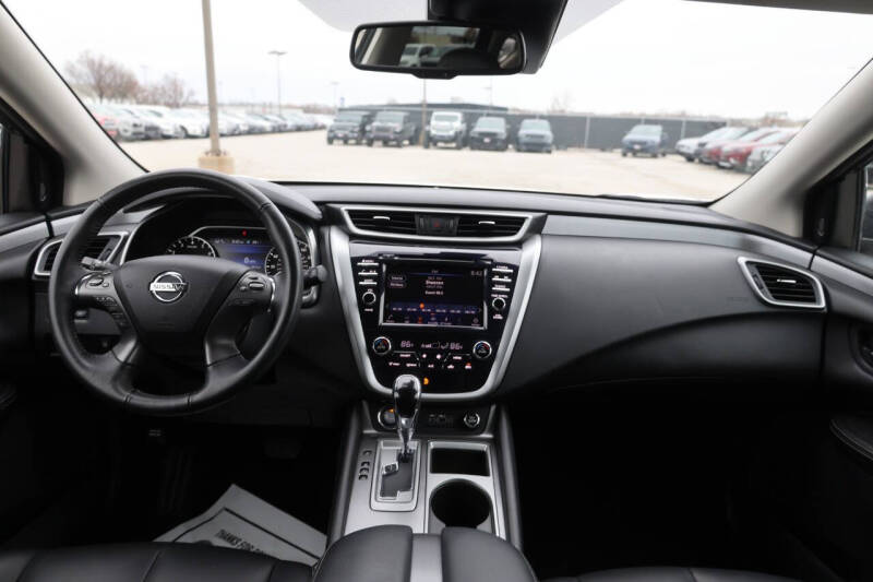 2022 Nissan Murano SV