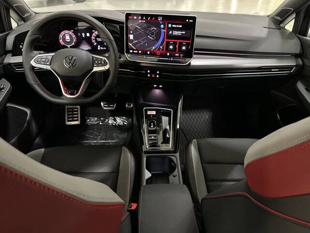 2025 Volkswagen Golf GTI SE