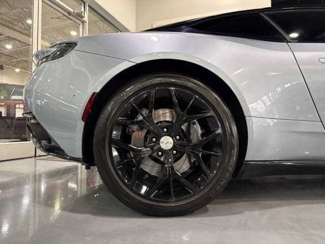 2019 Aston Martin DB11 V8