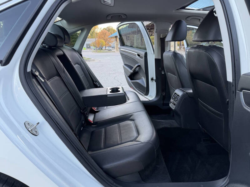 2018 Volkswagen Passat 2.0T SE