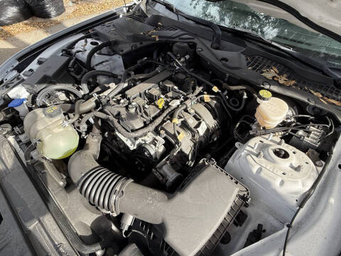 2021 Ford Mustang EcoBoost