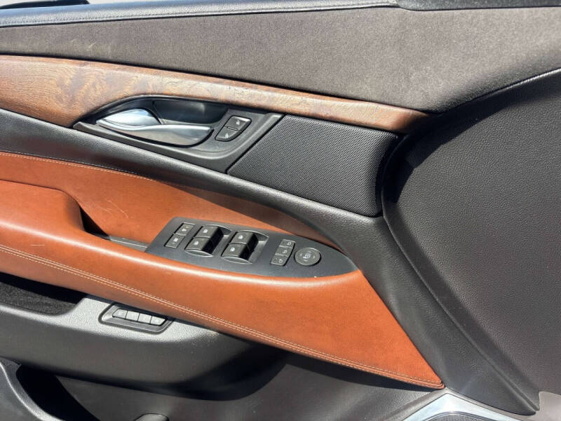 2017 Cadillac Escalade ESV Premium Luxury
