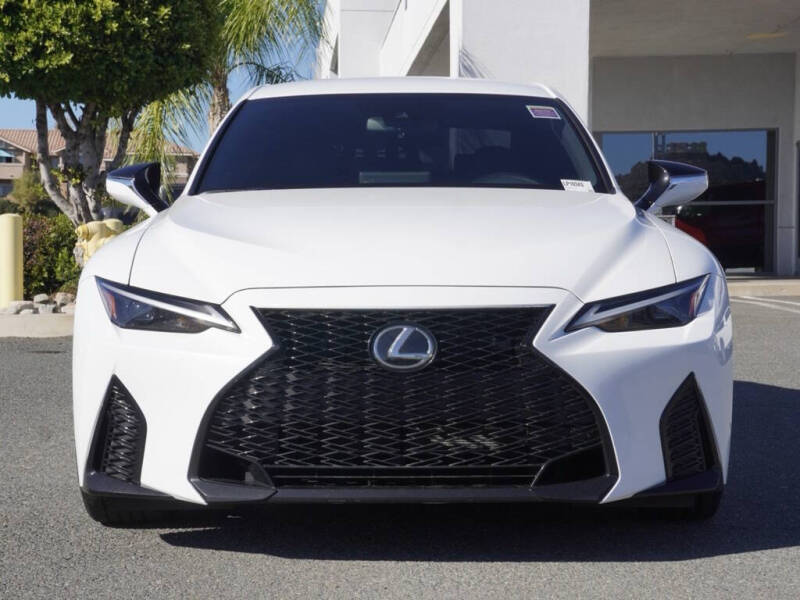 2024 Lexus IS 300 F SPORT Design