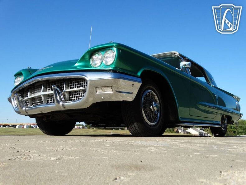 1960 Ford Thunderbird