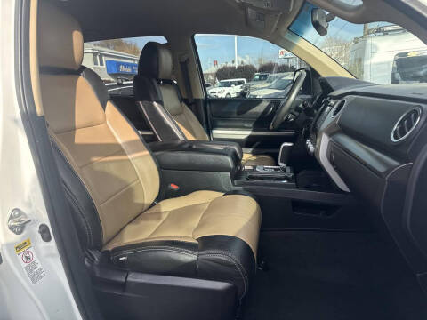 2014 Toyota Tundra SR5