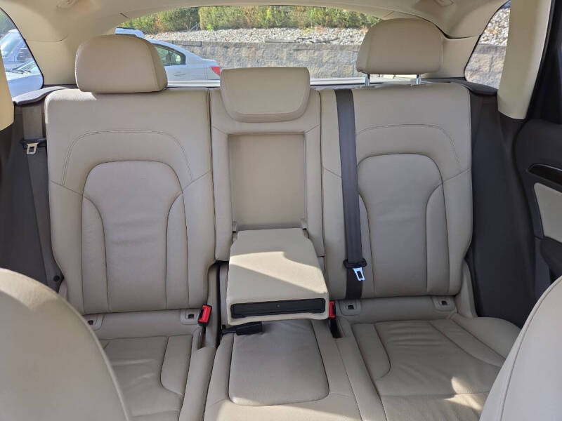 2016 Audi Q5 2.0T quattro Premium Plus