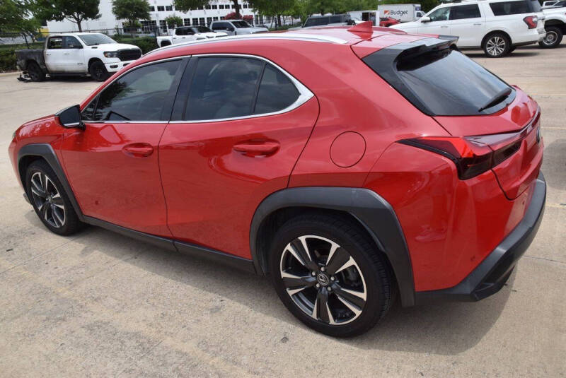 2020 Lexus UX 200