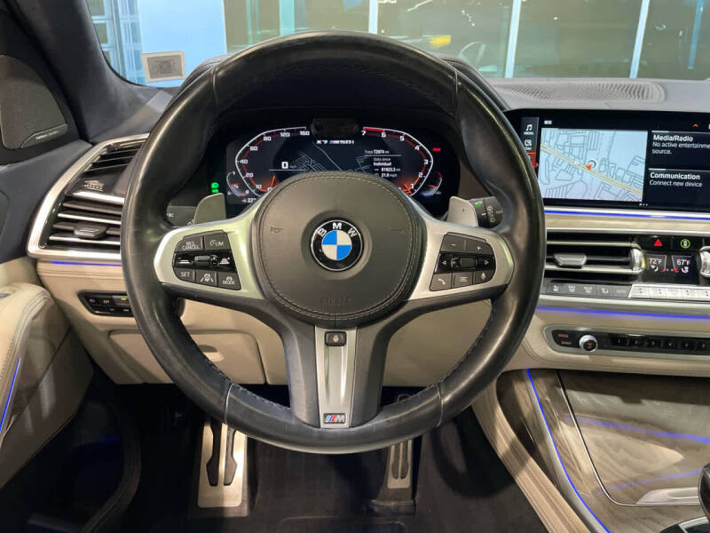 2021 BMW X7 M50i