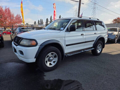 2004 Mitsubishi Montero Sport LS