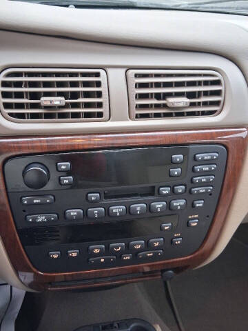 2003 Ford Taurus SEL Deluxe