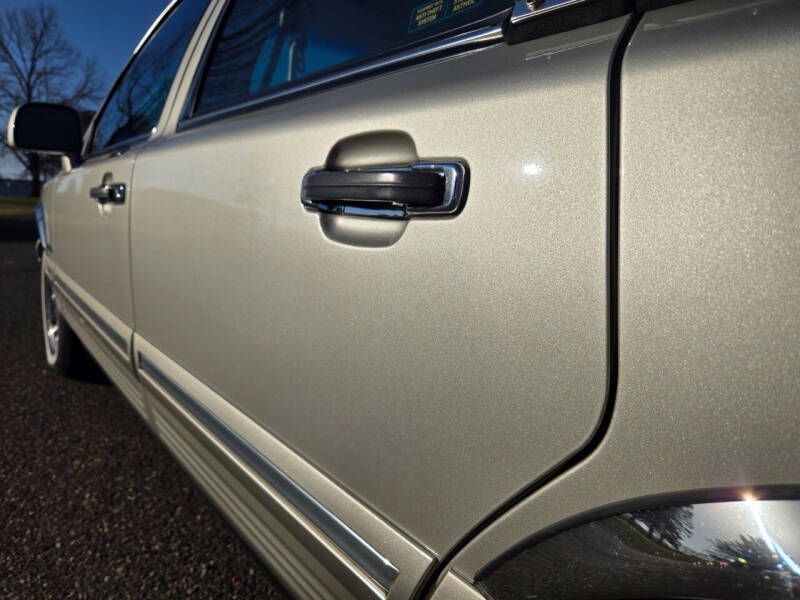 1997 Lincoln Town Car Executive