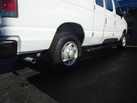 2009 Ford E-Series E-250