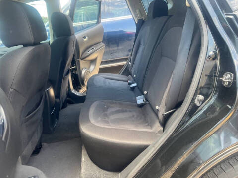 2012 Nissan Rogue S