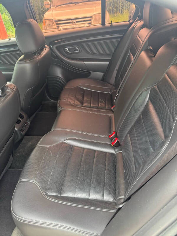 2017 Ford Taurus SHO