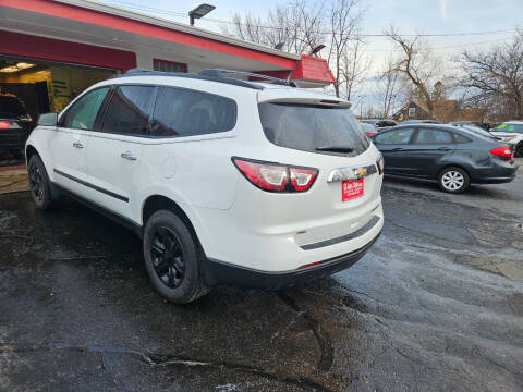 2017 Chevrolet Traverse LS