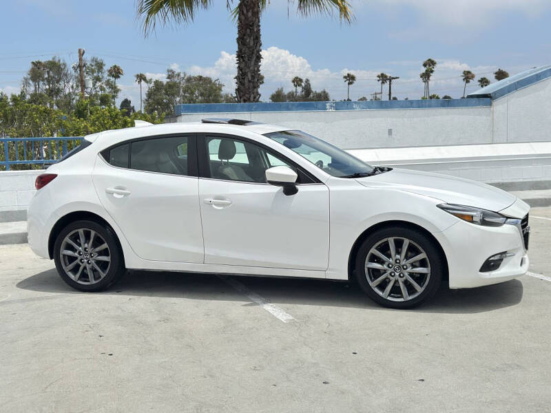 2018 Mazda MAZDA3 Grand Touring