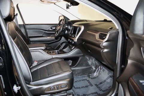 2022 GMC Acadia Denali