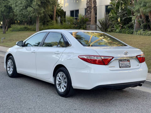 2015 Toyota Camry LE