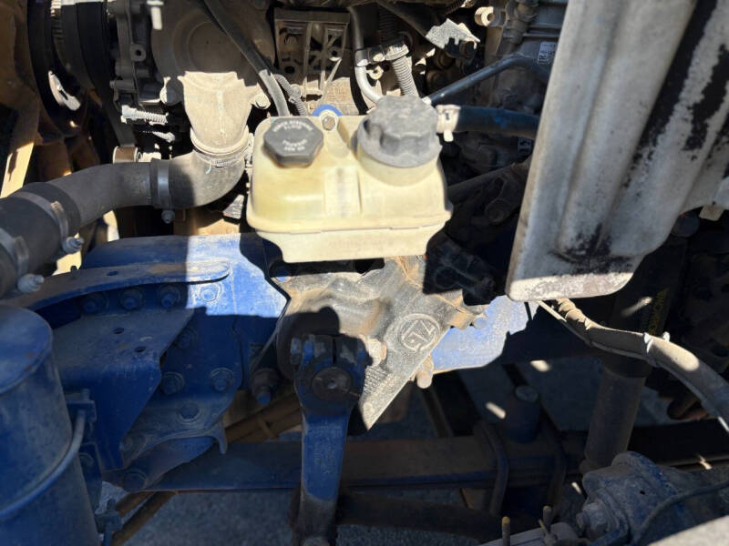 2017 Freightliner M2 112