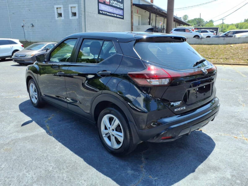 2024 Nissan Kicks S