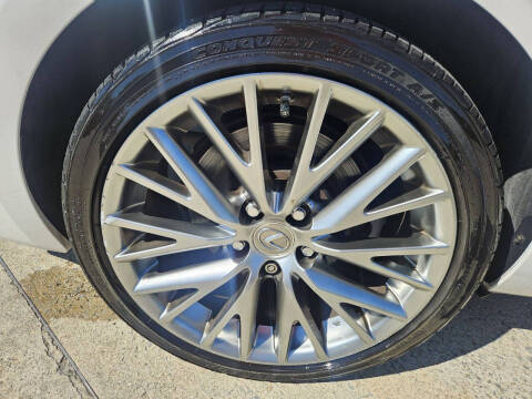 2017 Lexus IS 200t