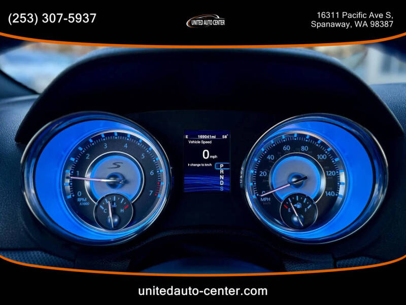 2012 Chrysler 300 S V6