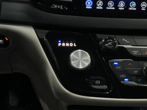 2017 Chrysler Pacifica Touring-L Plus