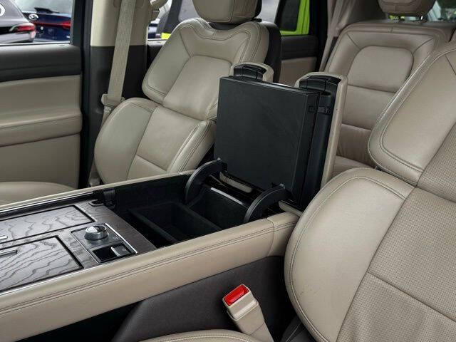 2024 Lincoln Navigator Premiere