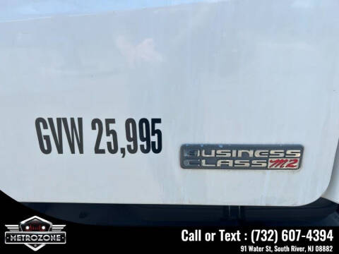 2012 Freightliner M2 106