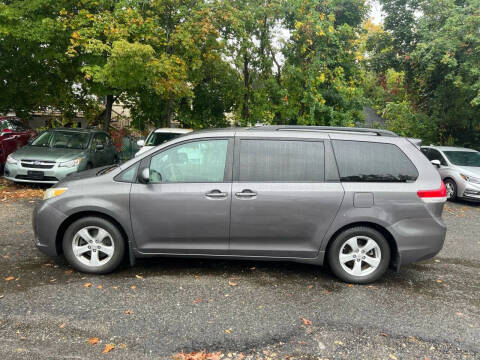 2011 Toyota Sienna