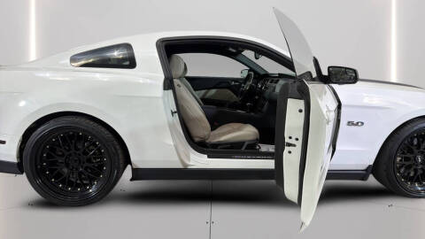 2012 Ford Mustang GT Premium