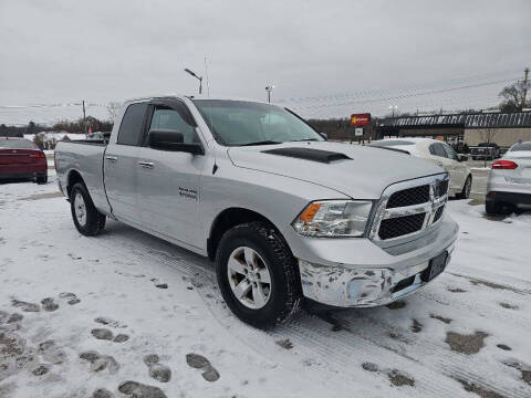 2016 RAM 1500 SLT
