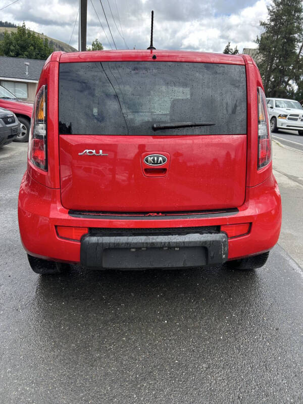 2011 Kia Soul +