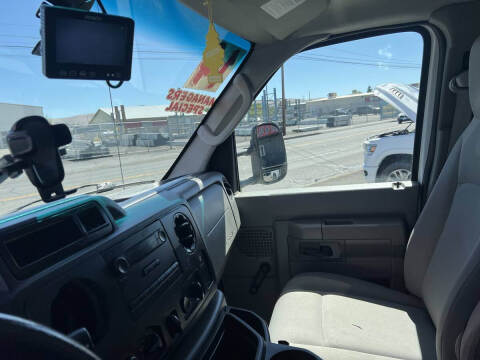 2014 Ford E-Series E-450 SD