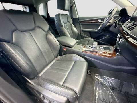 2020 Audi Q5 e quattro Premium Plus 55 TFSI