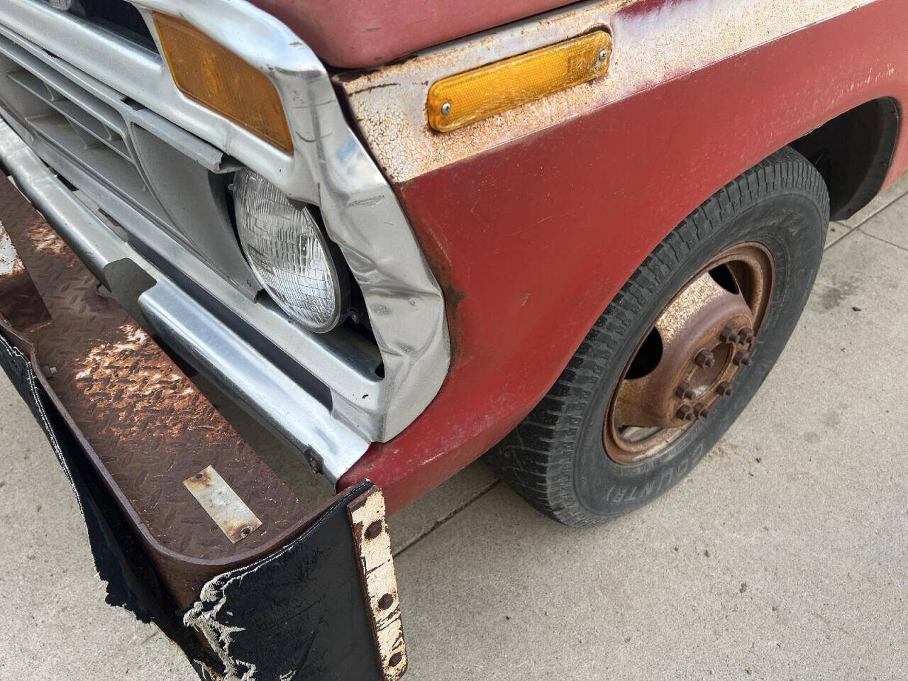 1977 Ford F-350 Super Duty 37