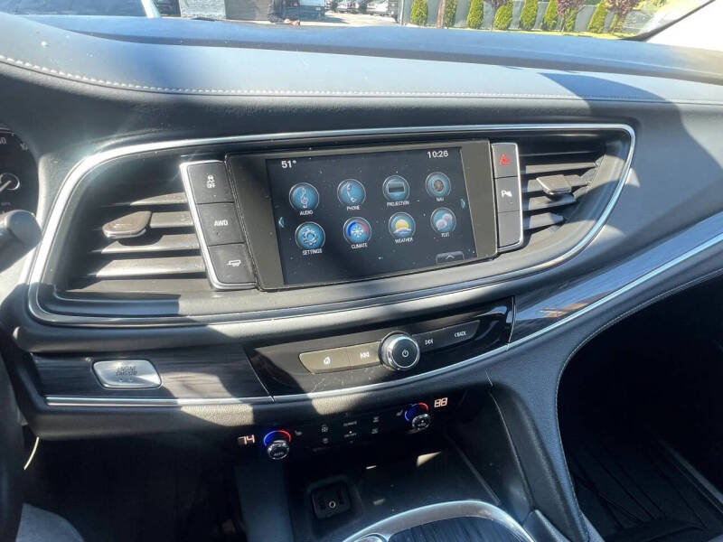 2018 Buick Enclave Essence