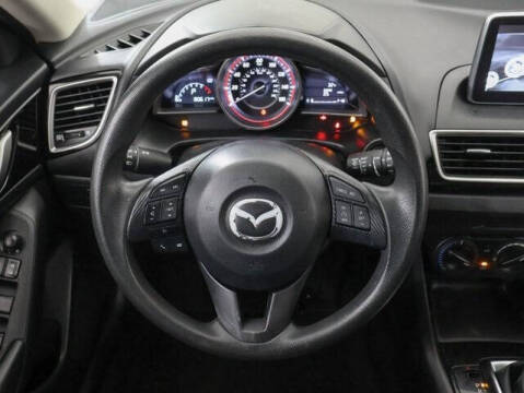 2016 Mazda MAZDA3 i Sport