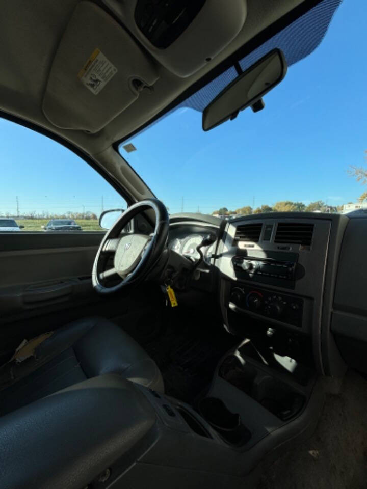 2006 Dodge Dakota for sale at Hawkeye Auto of De Soto LLC in Carlisle, IA