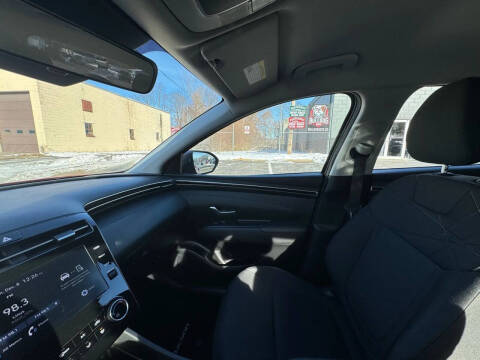 2023 Hyundai Tucson SE