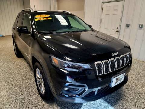 2019 Jeep Cherokee for sale at LaFleur Auto Sales in North Sioux City SD