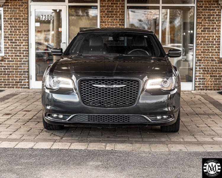 2017 Chrysler 300