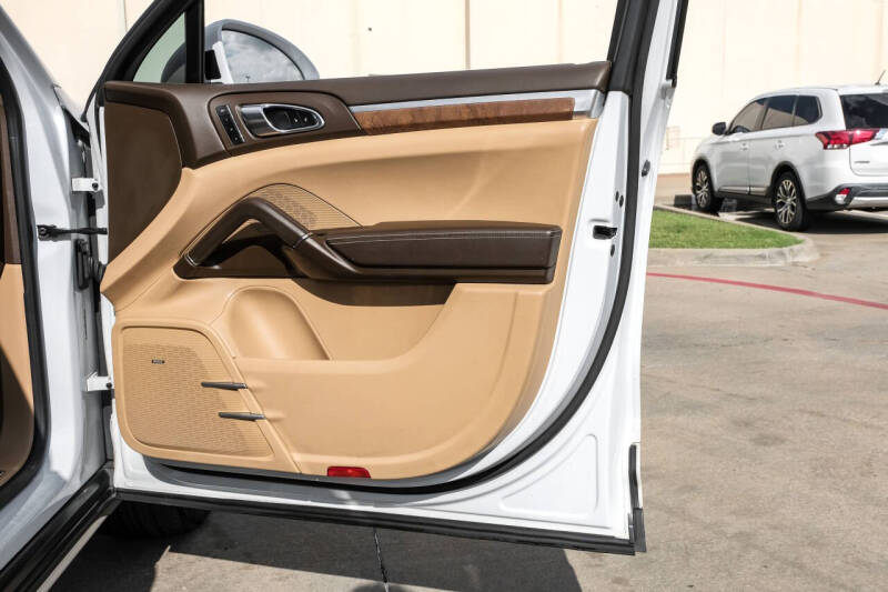 2016 Porsche Cayenne Turbo