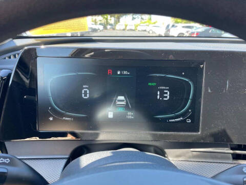 2024 Kia Sportage Hybrid LX