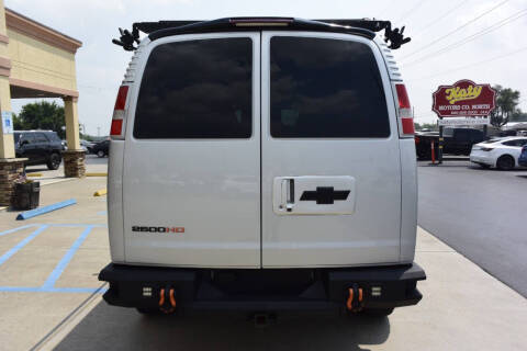 2022 Chevrolet Express 2500