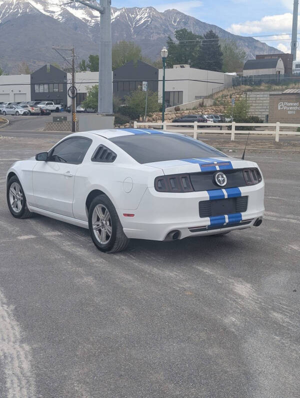 2014 Ford Mustang V6
